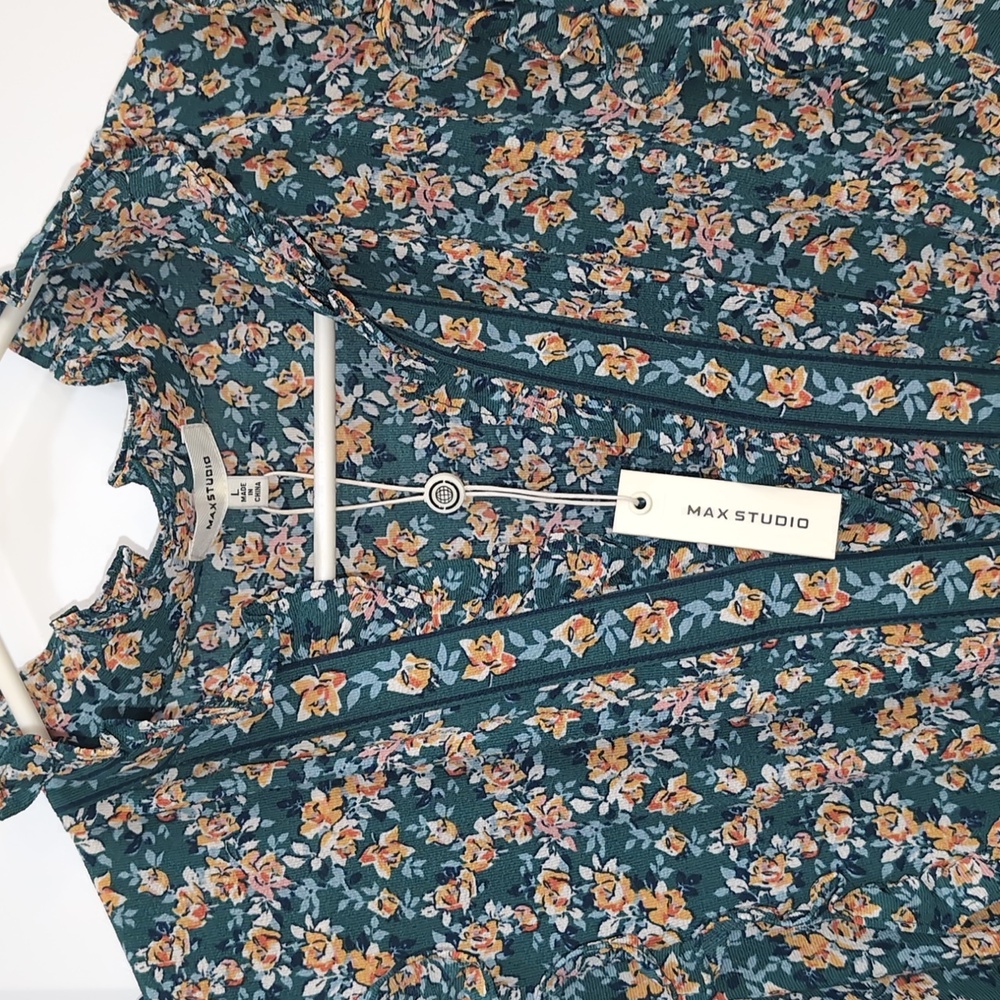 Floral Dress - Picture 2 of 9